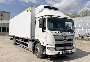 HINO 700 (МРМ 18т) ИЗОТЕРМИЧЕСКИЙ ФУРГОН 9,2м С/П 60/80